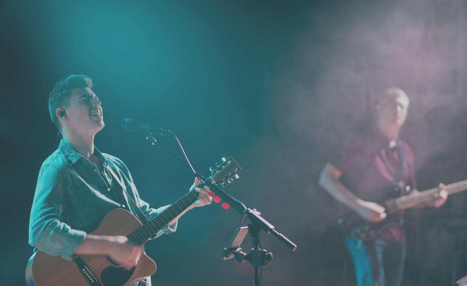 Spartiti musicali antichi e strumenti storici